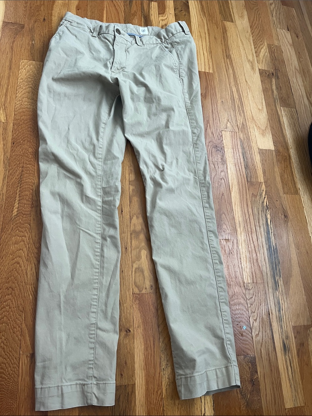 GAP Men's Straight Chinos in Light Tan